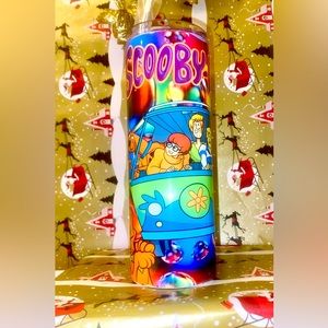 my name is Erica Bullard (SwaggKreationsDesigns) I customize 20oz tumblers !❤️